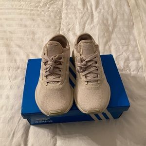 Women’s Adidas Swift X size 5.5